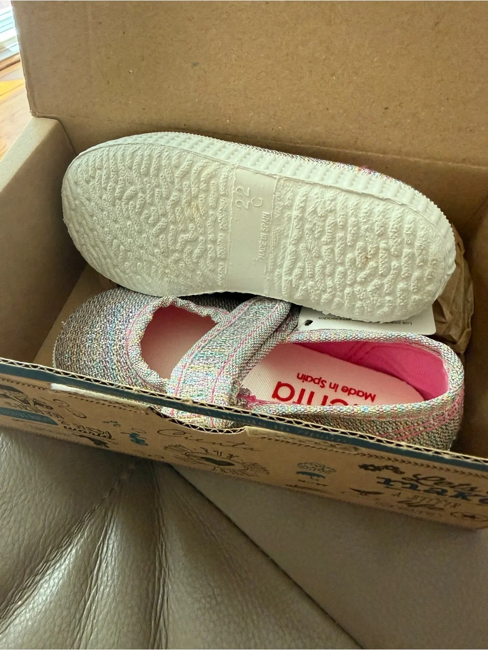 Cienta Girls' Pink Multicolor Knit Mary Jane Shoes size 22 us 6
